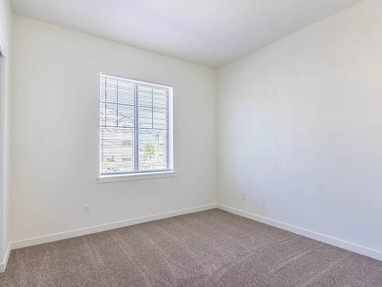 Riverplace Apartment Homes — Photo 24