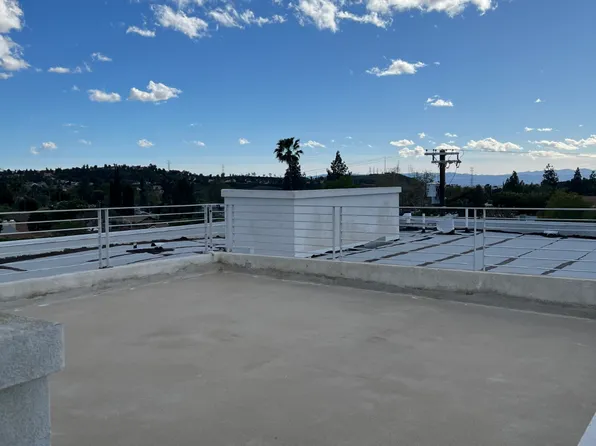 12871 San Fernando Rd, Sylmar, CA 91342