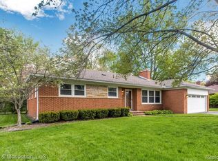 31671 Nixon St, Franklin, MI 48025