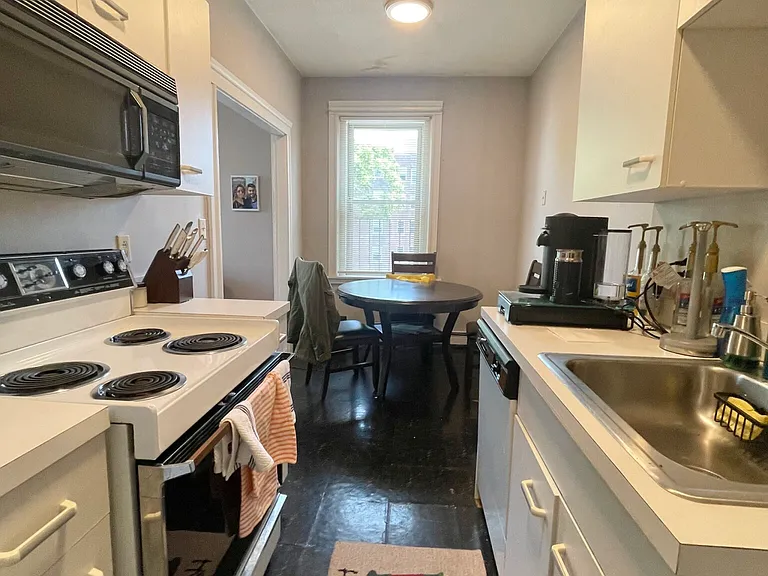 4 Ransom Rd #8 — Photo 15