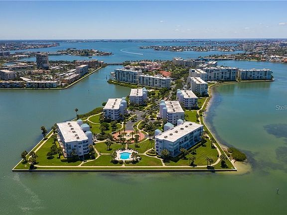 3rd image of 8021 Sailboat Key Blvd S APT 405