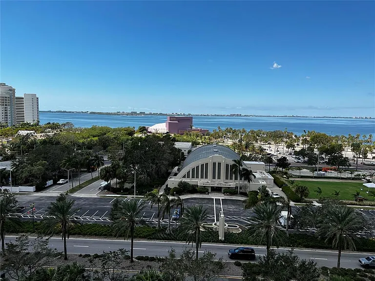 800 N Tamiami Trl #905 — Photo 19