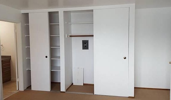 5th image of 2711 Blenheim Ave #4