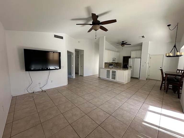 1831 E Indian Wells Dr — Photo 15