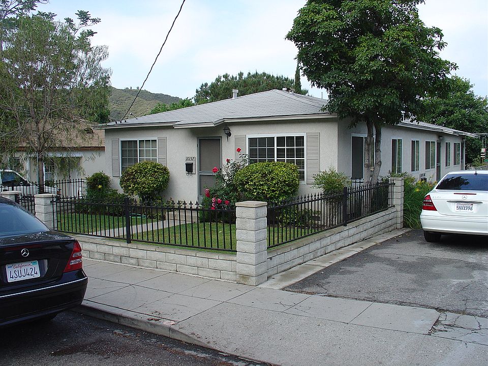 1st image of 10161 Fernglen Ave