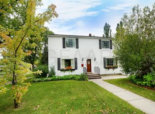 401 18th Ave S, Grand Forks, ND 58201