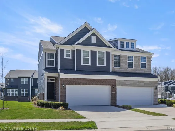 2806 Prairie View Rd, Ann Arbor, MI 48108