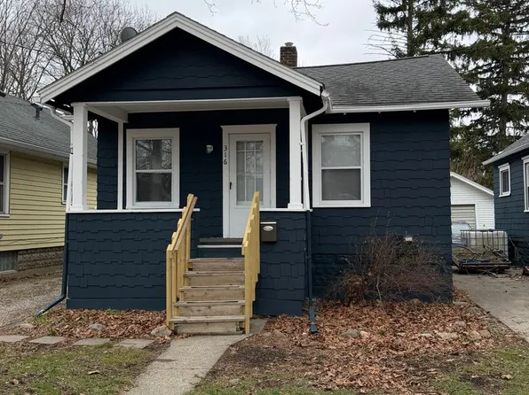 316 S Foster Ave, Lansing, MI 48912