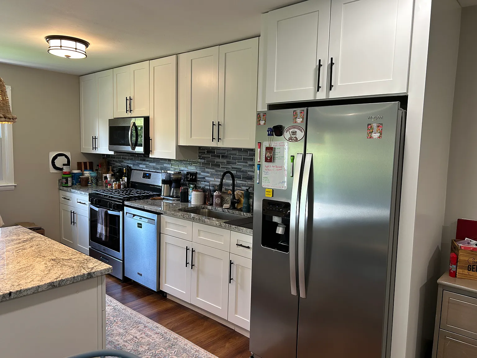 1 bed, 876 sqft, $1,695 — Photo 3