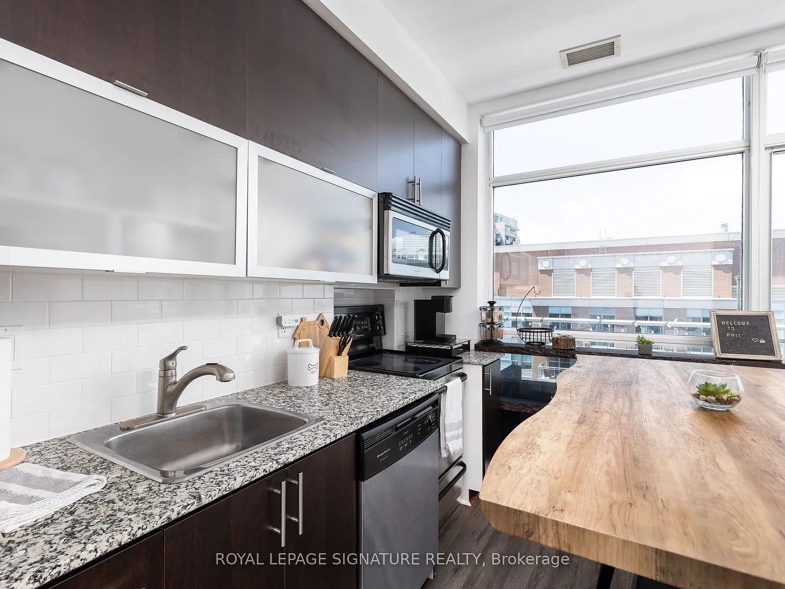 1 bed, $2,450 — Photo 4