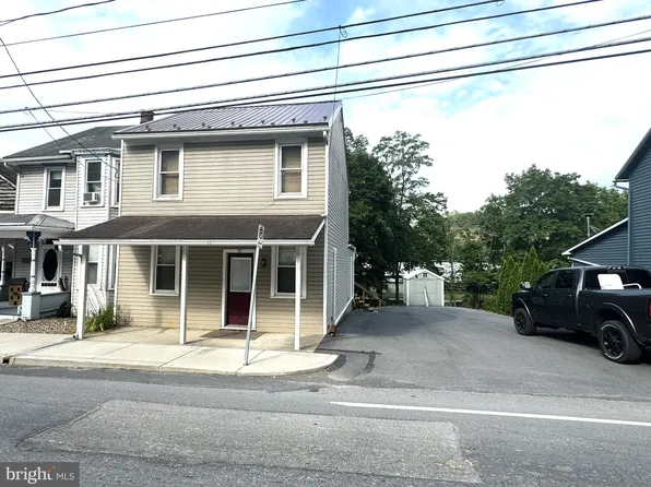 127 N Main St, Reedsville, PA 17084