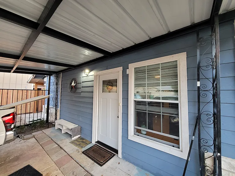 7130 Desilu Dr #D1 — Photo 6