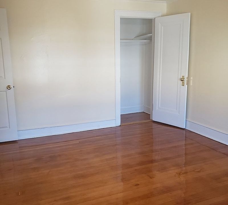 1st image of 19-23 22nd Dr #2
