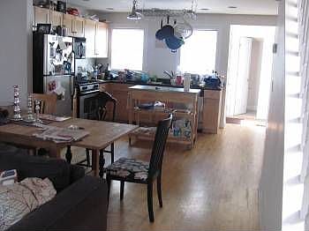 2nd image of 2 Mullins Ct
