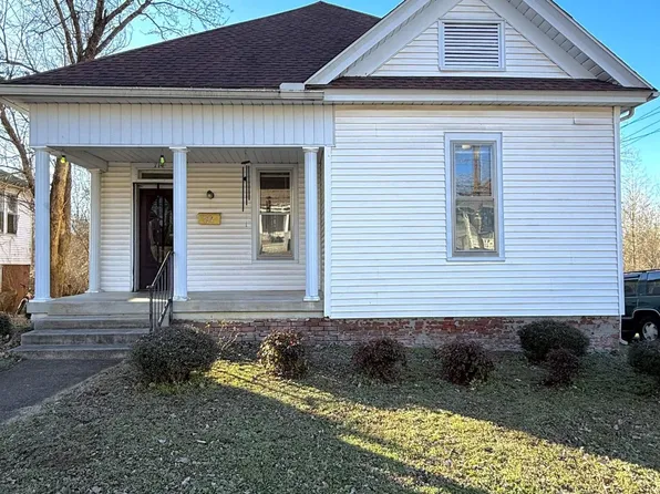 714 N Poplar St, Paris, TN 38242