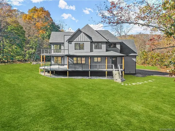 30 River Lane, Deep River, CT 06417