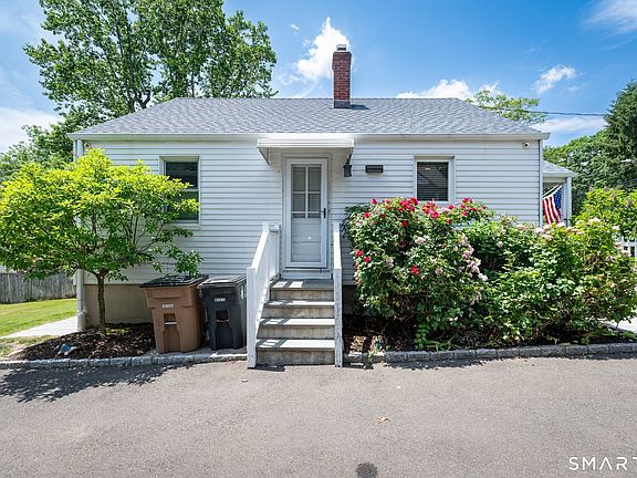 5th image of 78 Saint Charles Avenue