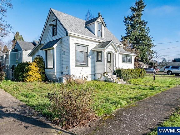 3rd image of 109 E Isabella St