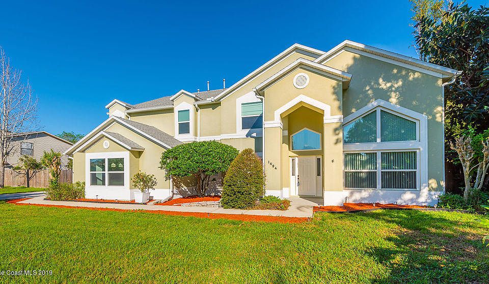 1st image of 1484 Wellington Cir