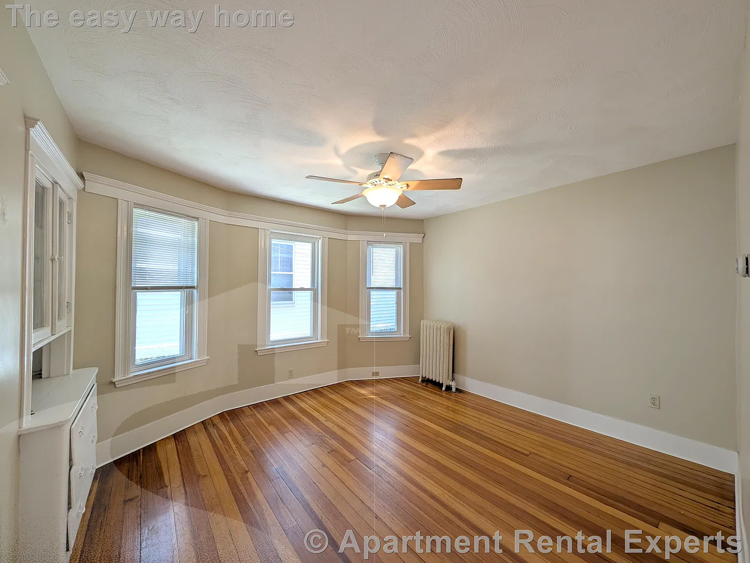 3 bed, 1100 sqft, $3,300 — Photo 4