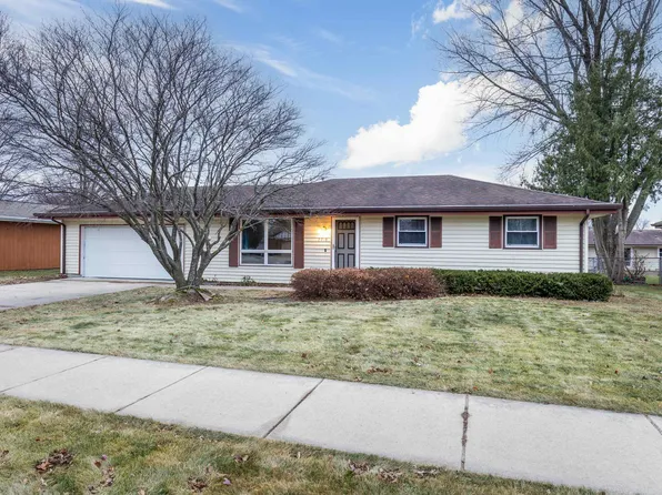 2718 Mount Zion Ave, Janesville, WI 53545