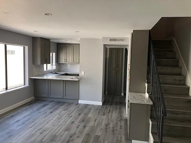 10926 Bluffside Dr #19 — Photo 2