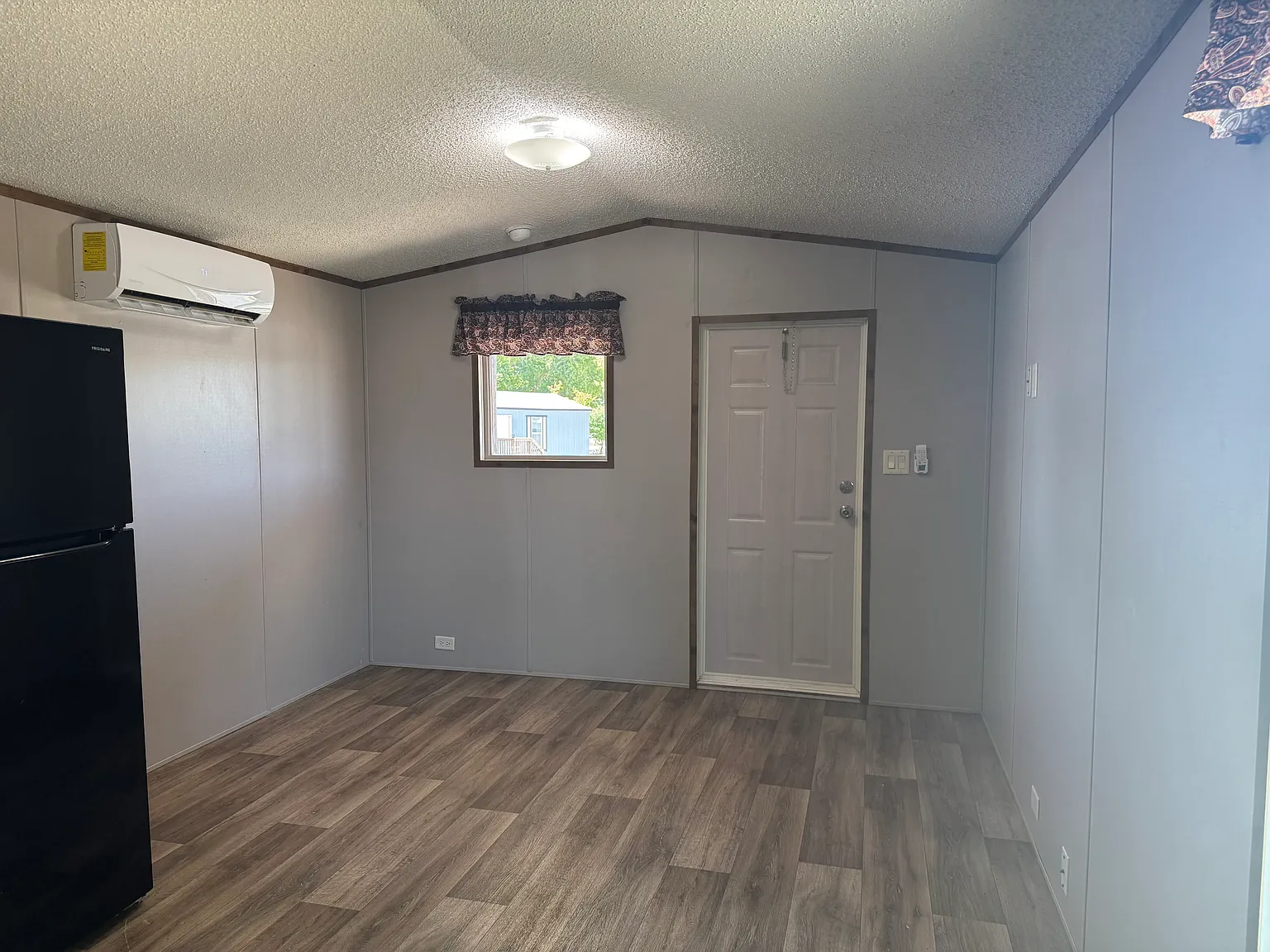 1 bed, 408 sqft, $599 — Photo 3