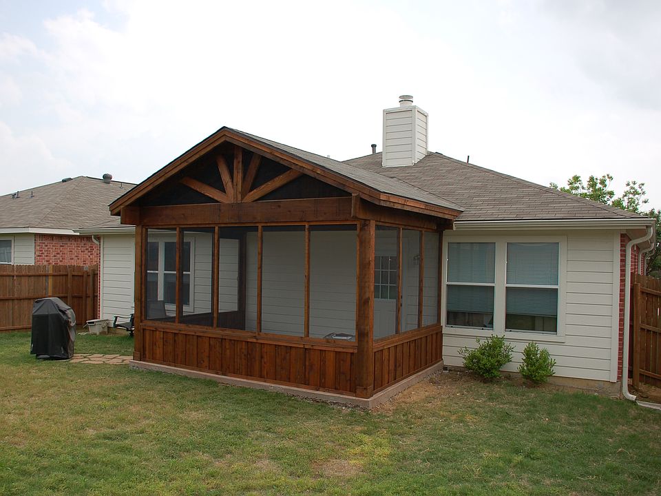 2nd image of 1433 Knottingham Dr