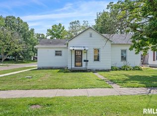 196 E Tanner St, Waverly, IL 62692