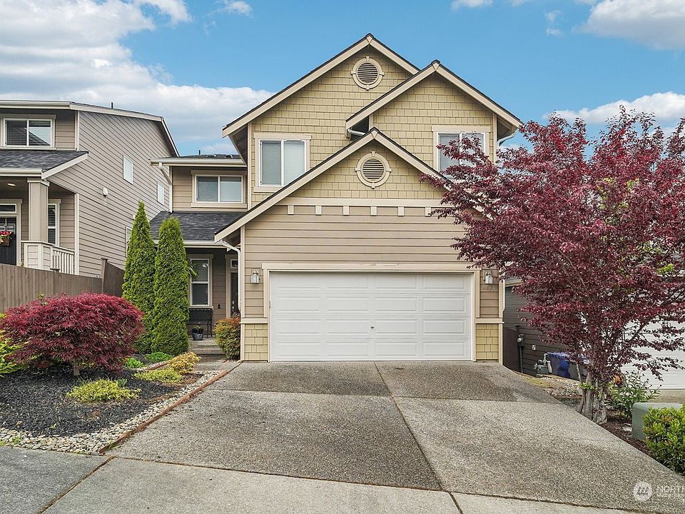 1st image of 8415 74th Place NE