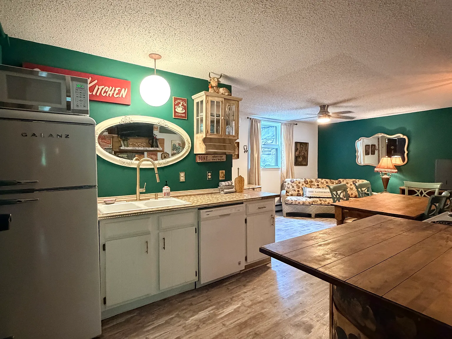 2 bed, 1280 sqft, $1,850 — Photo 3