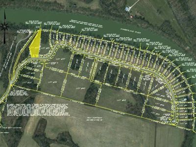 32 The Bend At Cumberland, Tompkinsville, KY, 42167