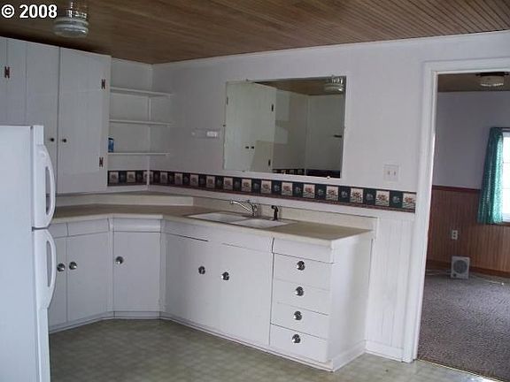 upstairs apartment # 2