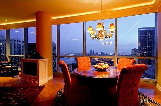 5th image of 420 E Waterside Dr Unit 4401