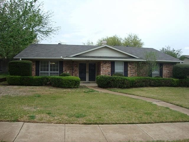 1st image of 2915 Potomac Ave