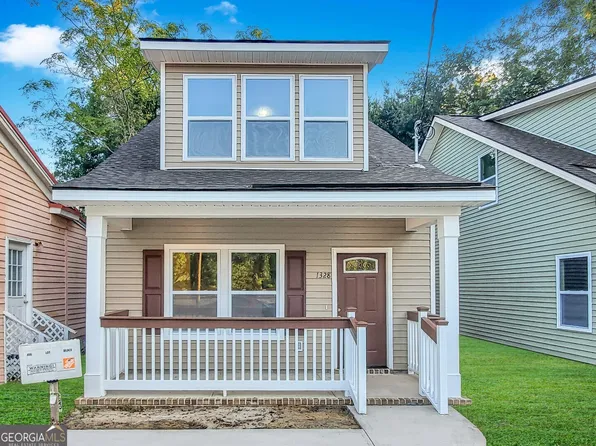 1328 Comer St, Savannah, GA 31415