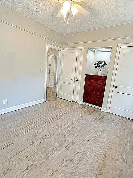 2100 Gloucester St — Photo 9