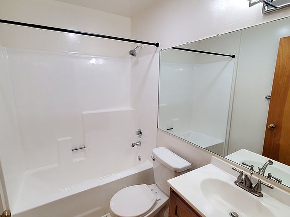 5th image of 820 S Mansfield Ave #306
