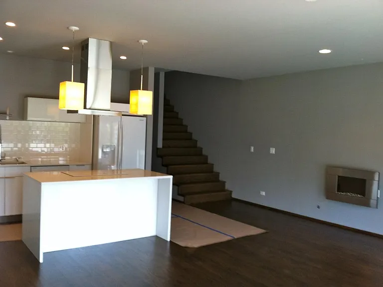 2704 W Armitage Ave #3 — Photo 4