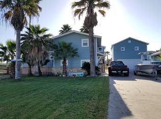 517 S 7th St, Pt Aransas, TX 78373