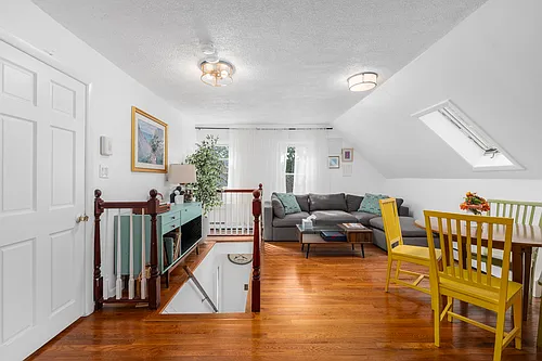 183 Wood St #3 Photo 1