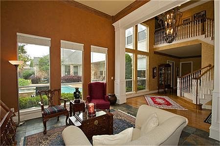 5th image of 5116 Gillingham Dr