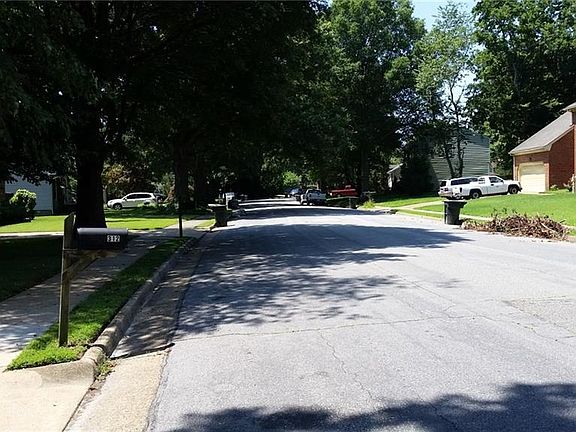 4th image of 312 Burgh Westra Dr