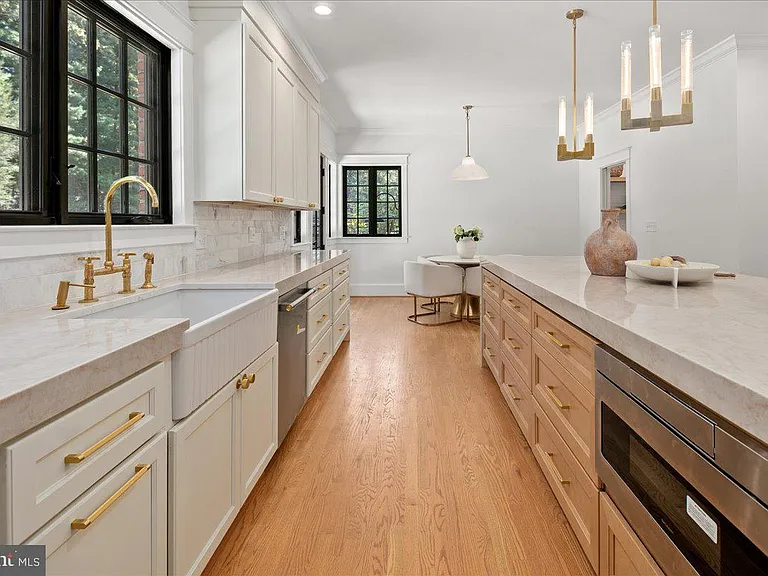 10816 Barn Wood Ln — Photo 14