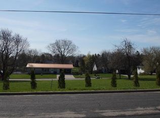 112 Weed St, Fox lake, WI 53933