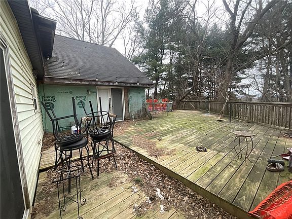 4th image of 10880 Sandy Hill Rd