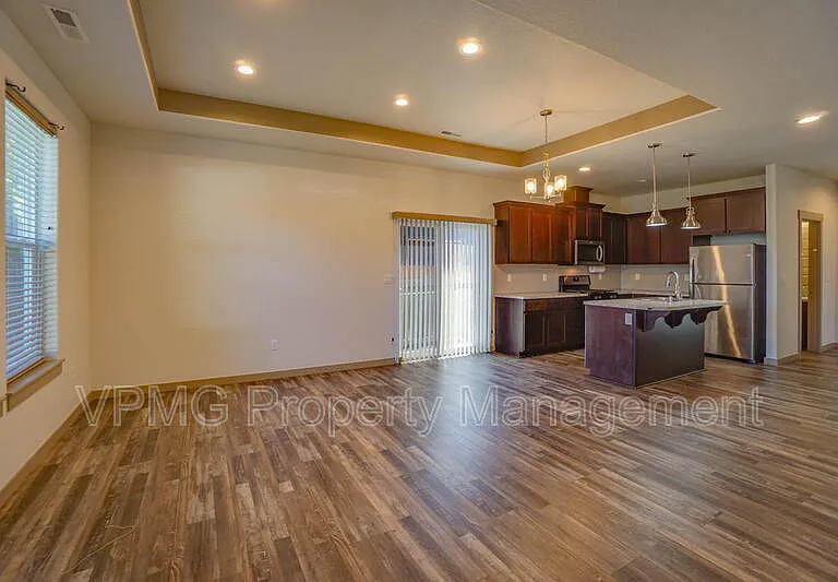 13801 NE 33rd Cir — Photo 6