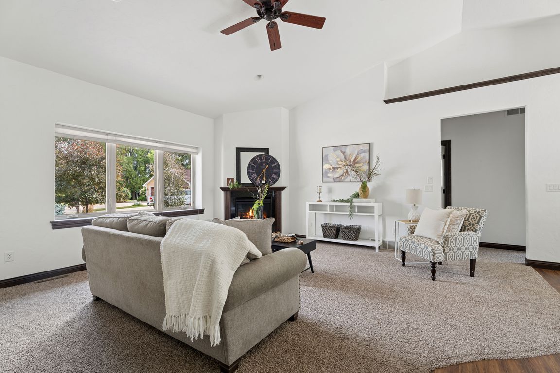 next background image