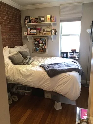 Rented by Meraki Realty LLC | media 16