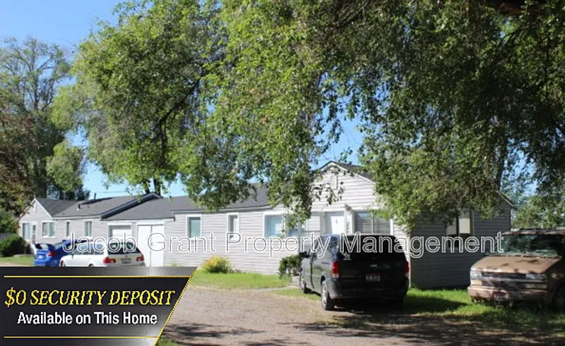 1282 Highland Dr #2